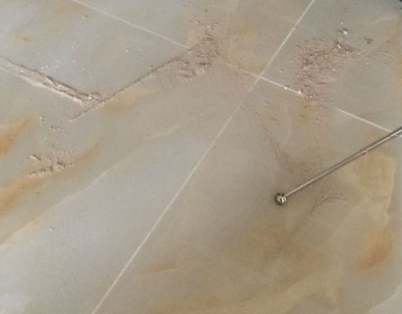 榆社瓷砖空鼓维修公司分享粘合剂选择不当在瓷砖铺贴过程中可能导致以下问题